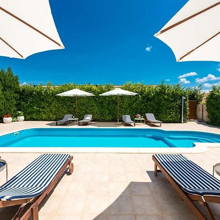 Holiday Home Floreat Оребич Экстерьер фото